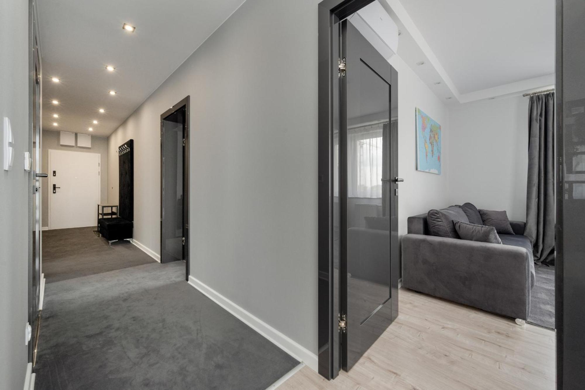 Luksusowy Apartament Z 3 Sypialniami, Klimatyzacja, Parkingiem I Biurkiem We Wroclawiu By Renters Prestige Exteriör bild