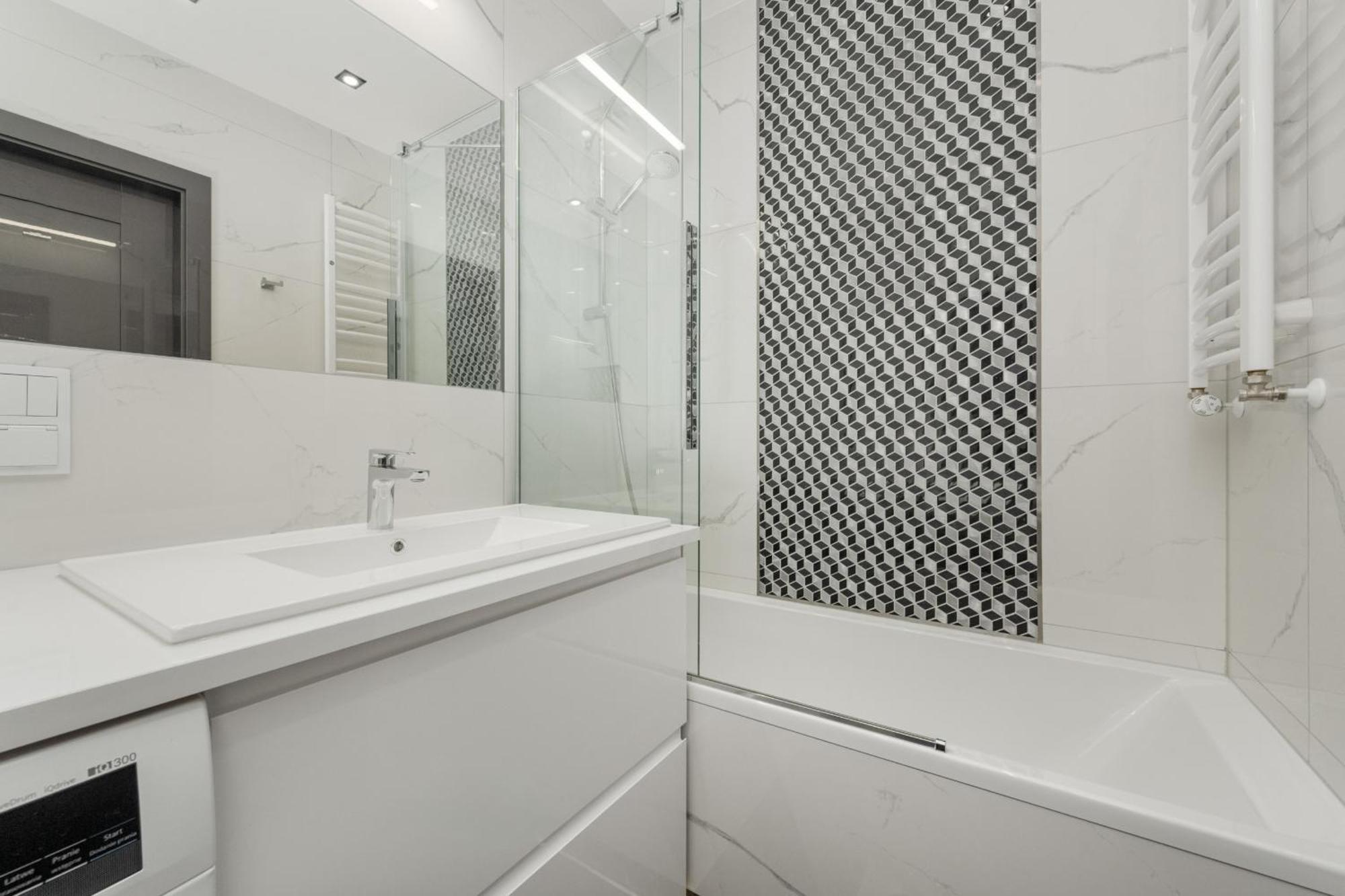 Luksusowy Apartament Z 3 Sypialniami, Klimatyzacja, Parkingiem I Biurkiem We Wroclawiu By Renters Prestige Exteriör bild