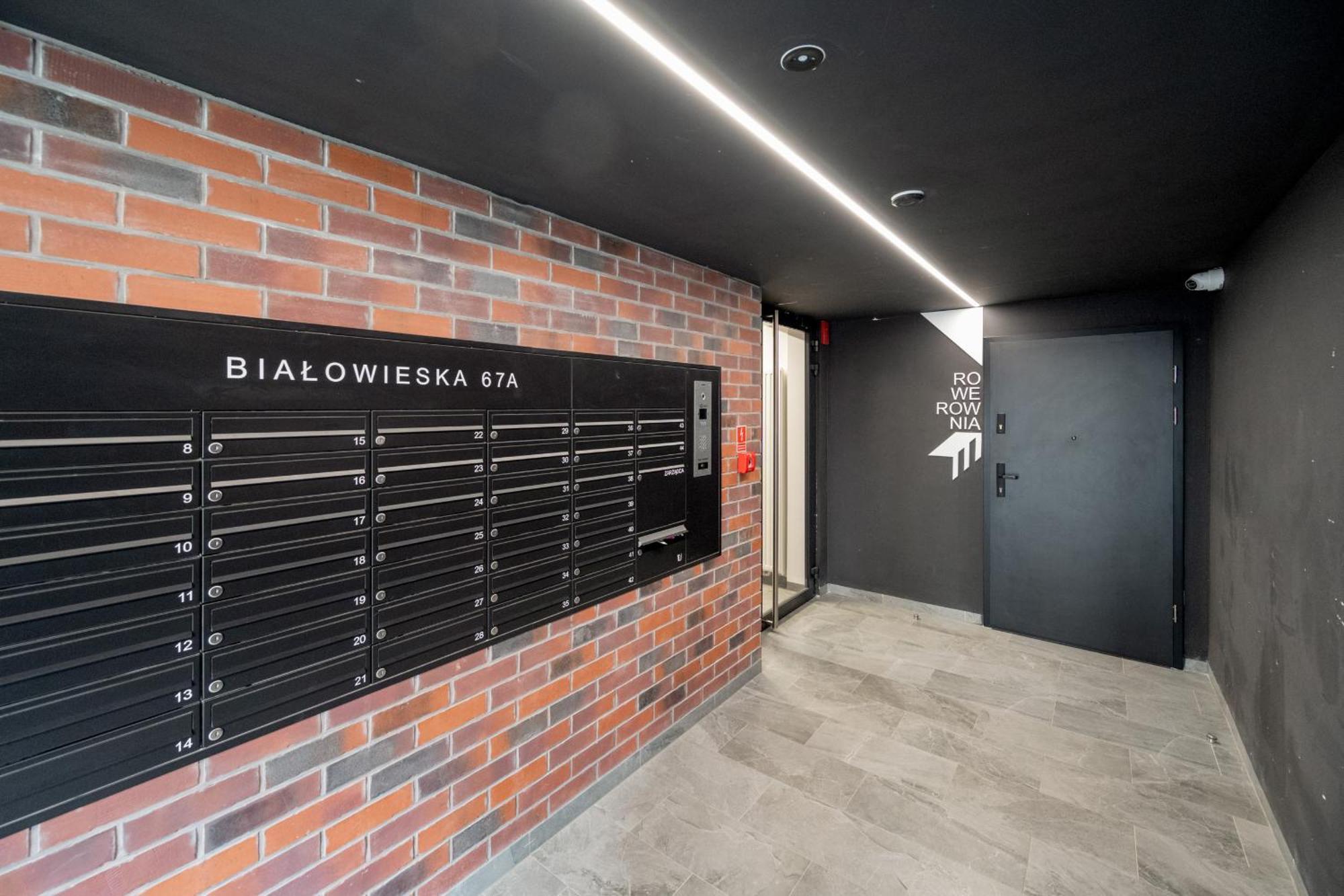 Luksusowy Apartament Z 3 Sypialniami, Klimatyzacja, Parkingiem I Biurkiem We Wroclawiu By Renters Prestige Exteriör bild